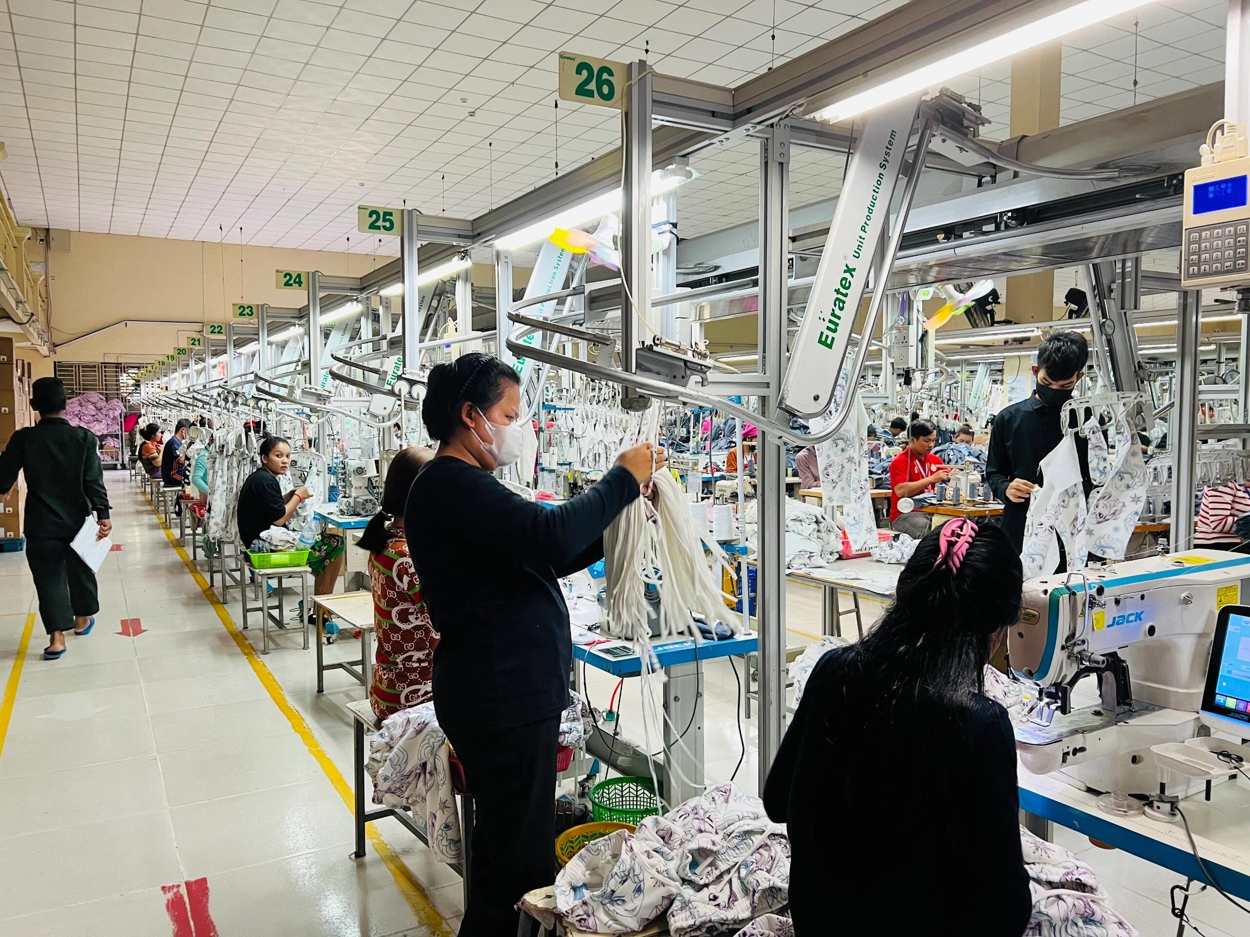 Câu chuyện người lao động Anh Phúc Dola Dong